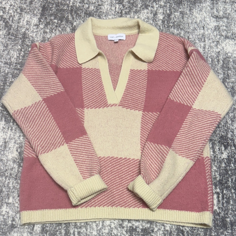 Lost + Wander V-Neck Sweater in Pink and Cream